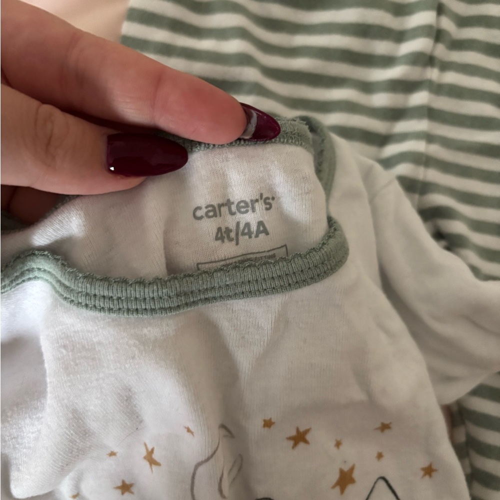 Carters/Old Navy 4T bundle pajamas EUC - Picture 5 of 12